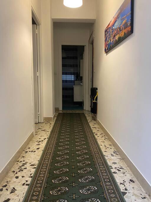 White-apartment Appartement
